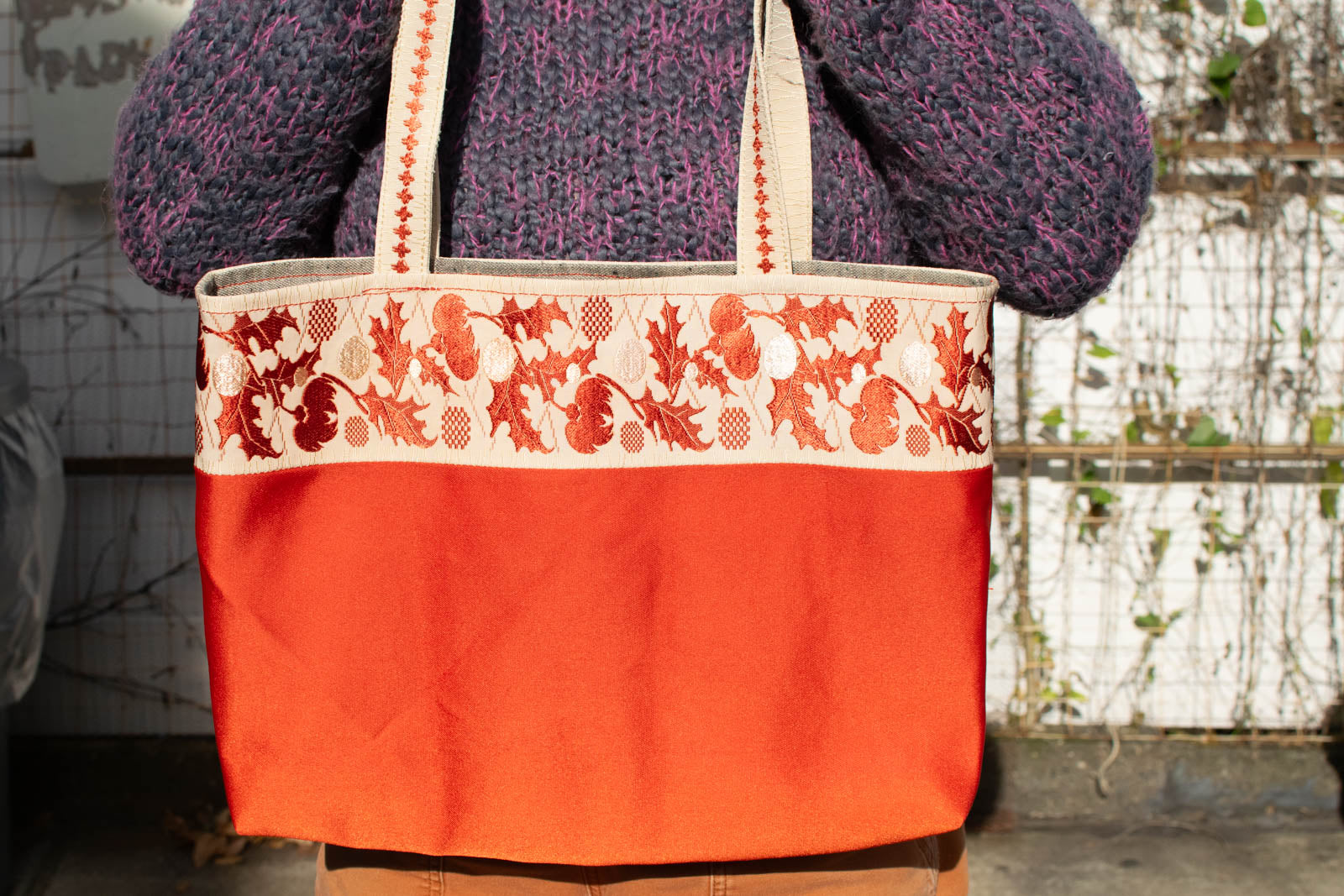 Red and White Obi Sash Tote-3