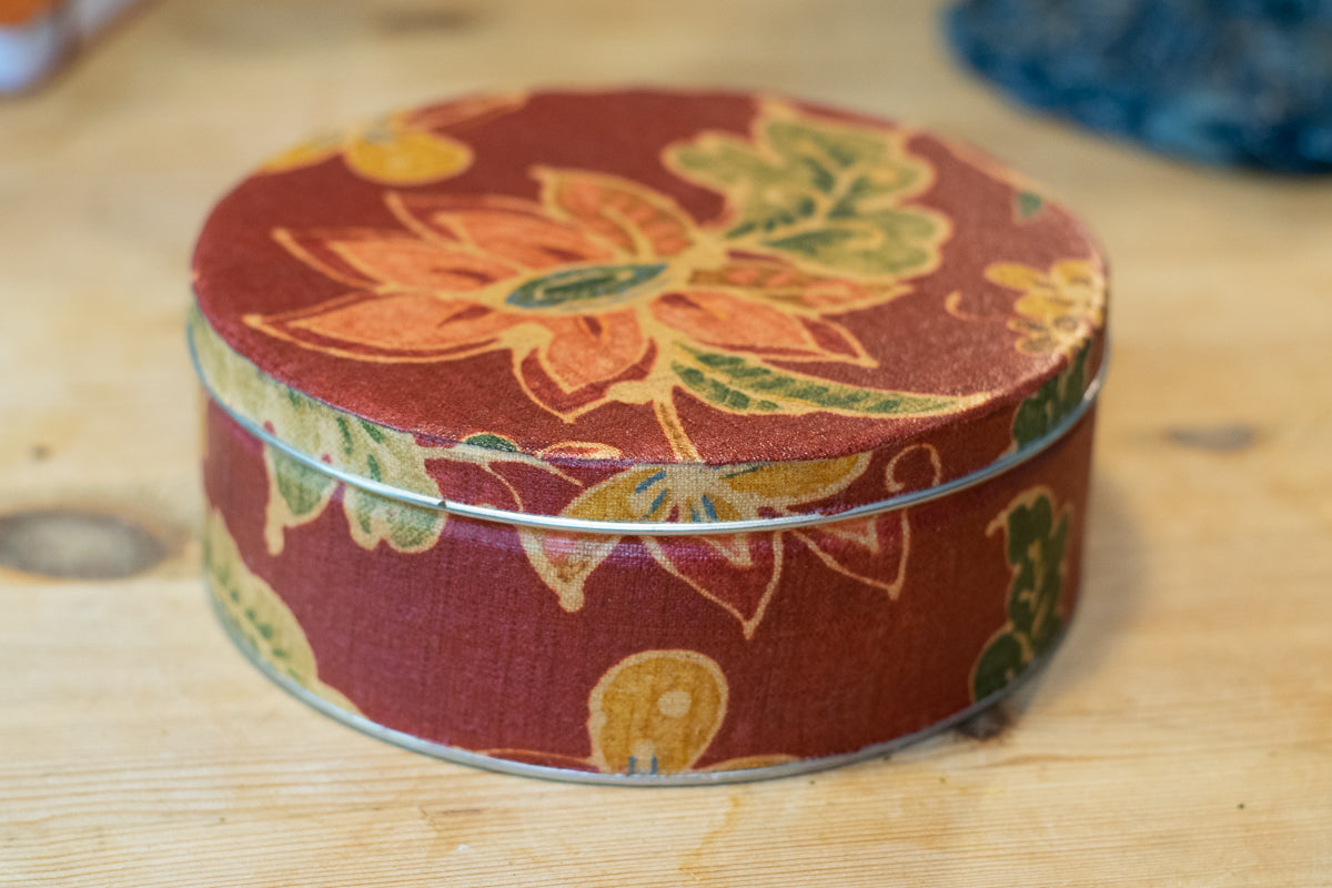 Salvaged Fabric Wrapped Cookie Tin — Large Flowers on Red, side